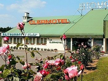 Logis Clermotel - Hôtel&Restaurant Agnetz Exterior foto